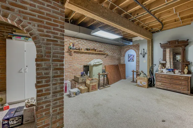 $640,000 | 16 Chaucer Court, Gray, TN 37615