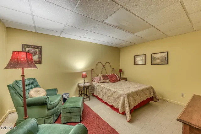 $640,000 | 16 Chaucer Court, Gray, TN 37615