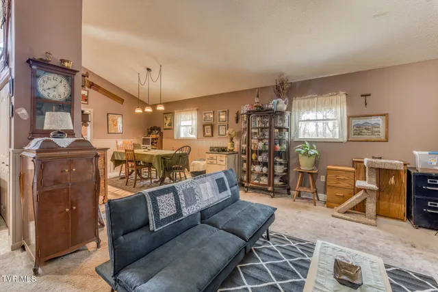 $640,000 | 16 Chaucer Court, Gray, TN 37615