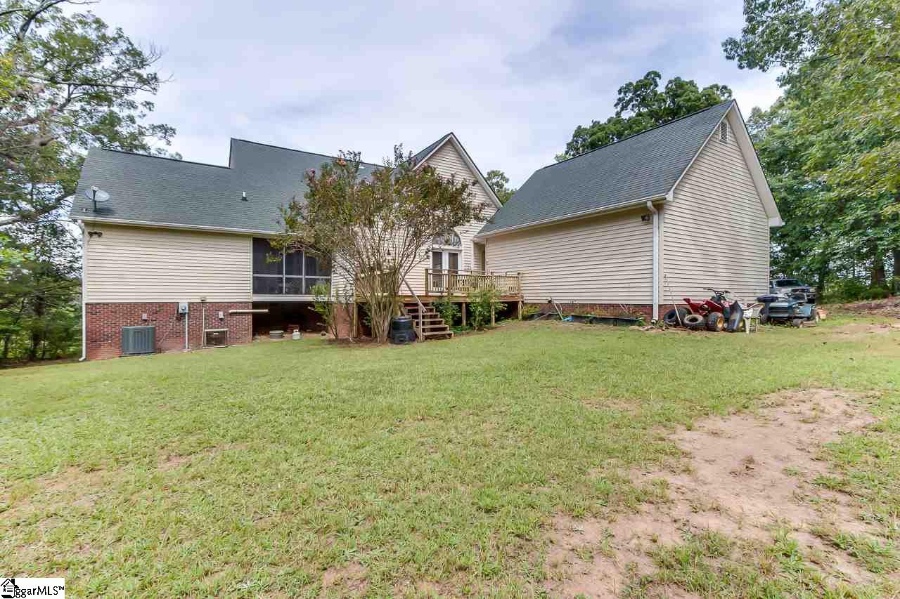 300 Willis Road Taylors, SC 29687 - Photo 32 of 35