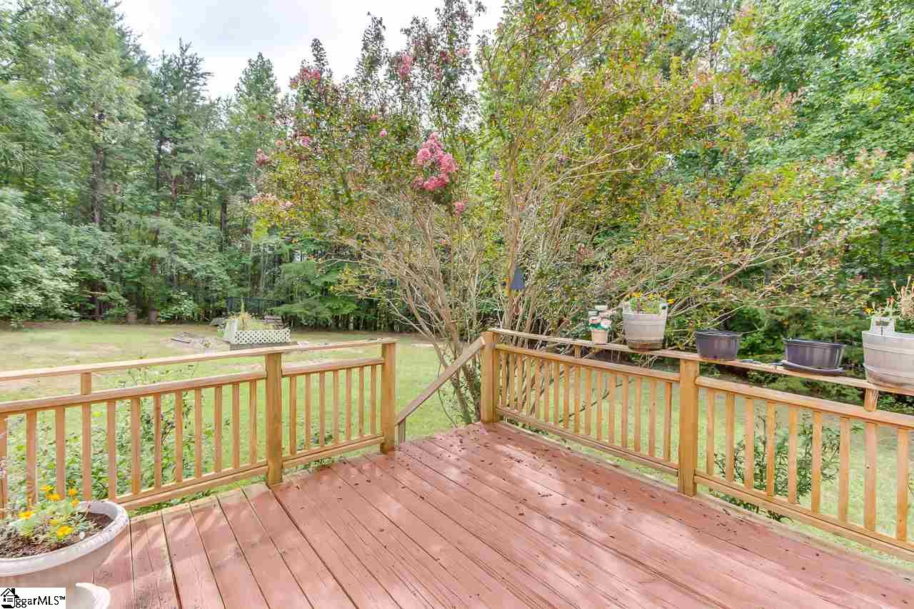 300 Willis Road Taylors, SC 29687 - Photo 33 of 35