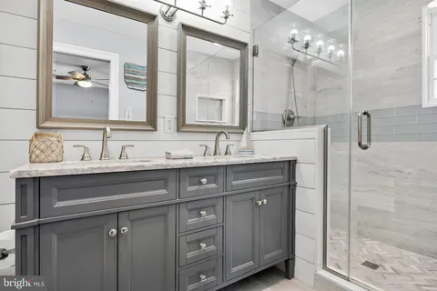 $615,000 | 10 Yorkshire Drive, Medford, NJ 08055