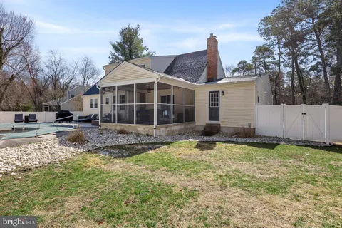 $615,000 | 10 Yorkshire Drive, Medford, NJ 08055