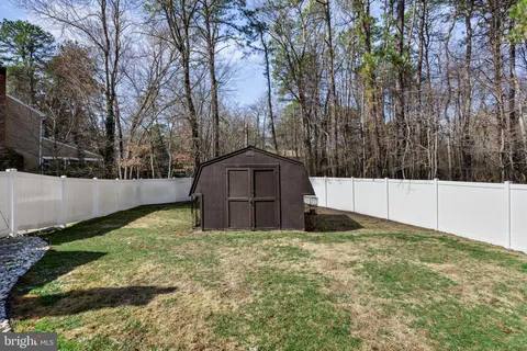 $615,000 | 10 Yorkshire Drive, Medford, NJ 08055