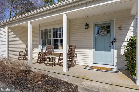 $615,000 | 10 Yorkshire Drive, Medford, NJ 08055