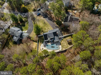 $615,000 | 10 Yorkshire Drive, Medford, NJ 08055