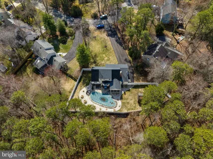 $615,000 | 10 Yorkshire Drive, Medford, NJ 08055