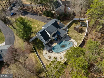 $615,000 | 10 Yorkshire Drive, Medford, NJ 08055