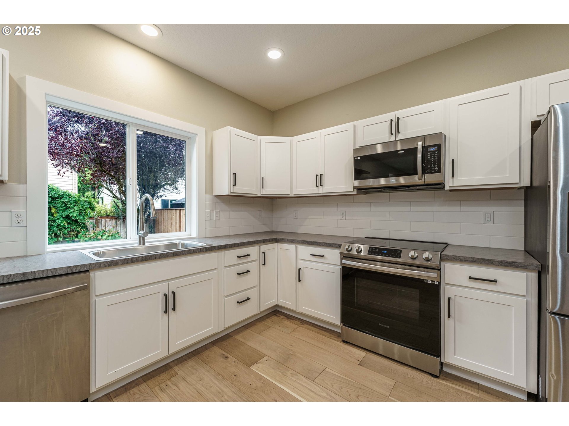 19451 PrairieView Terrace Oregon City, OR 97045 - Photo 7 of 18