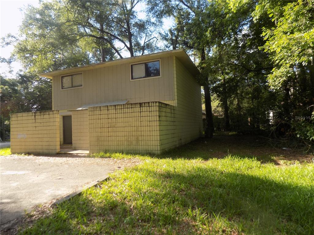 713 Southwest 69th Street Gainesville, FL 32607 - Photo 1 of 40