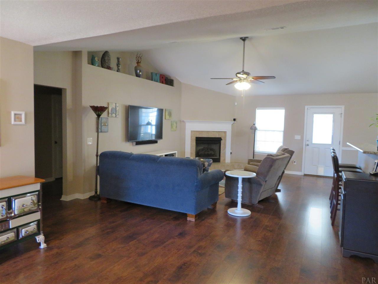 7145 Fitzpatrick Road Pensacola, FL 32526 - Photo 5 of 45 Gallery Image 5