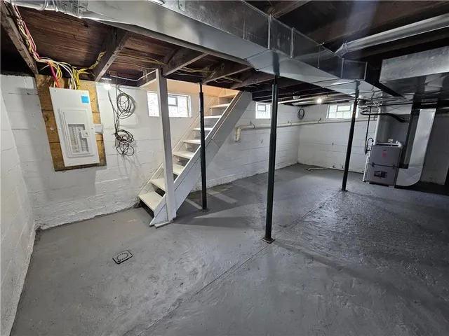 $179,000 | 417 2nd Avenue, Cadogan, PA 16212