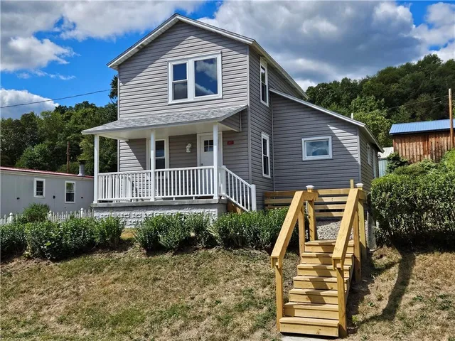 $179,000 | 417 2nd Avenue, Cadogan, PA 16212