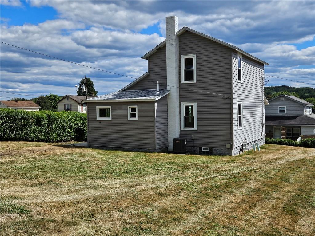 417 2nd Avenue Cadogan, PA 16212 - Photo 7 of 26