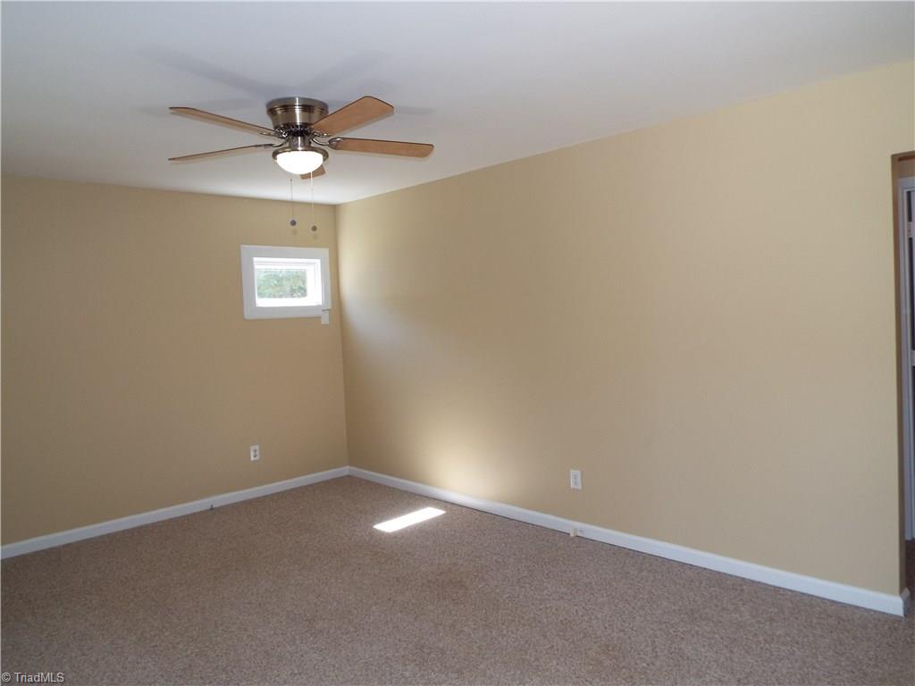 113 Foust Road Graham, NC 27253 - Photo 7 of 16 Living room view from front door.