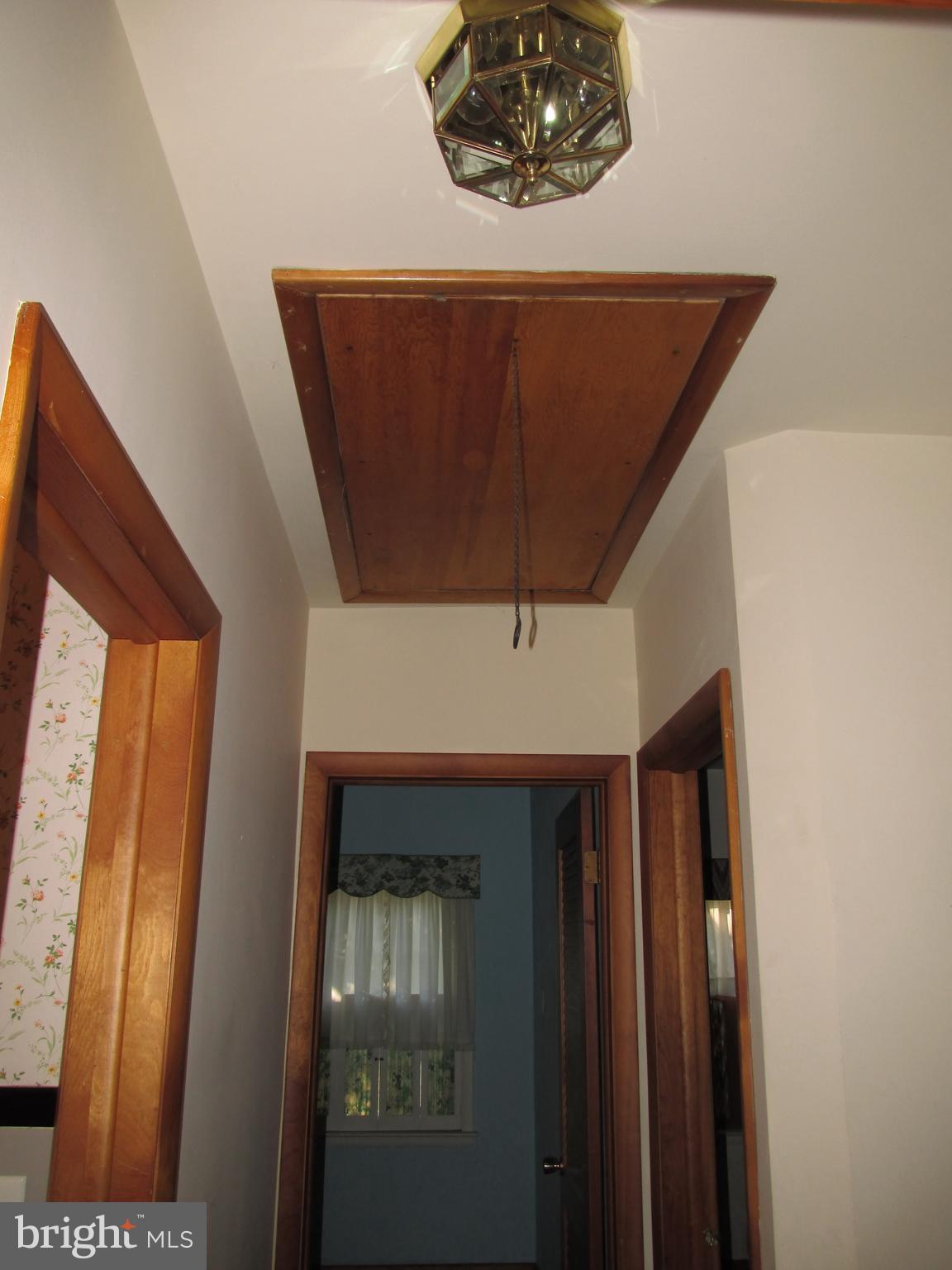 1954 Sunberry Road Baltimore, MD 21222 - Photo 8 of 30 Interior (General)