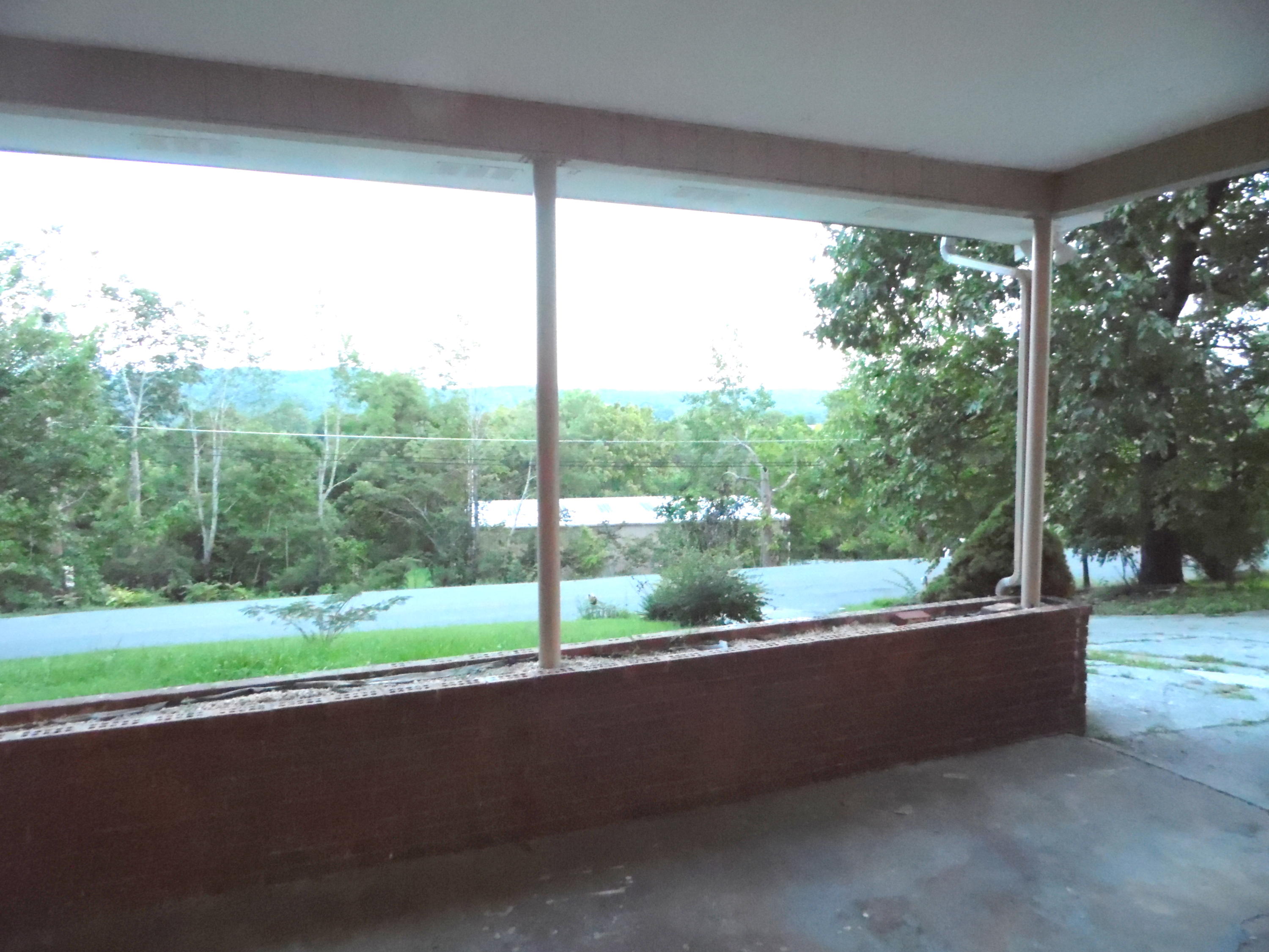 1800 Loop Road La Follette, TN 37766 - Photo 11 of 11 Carport