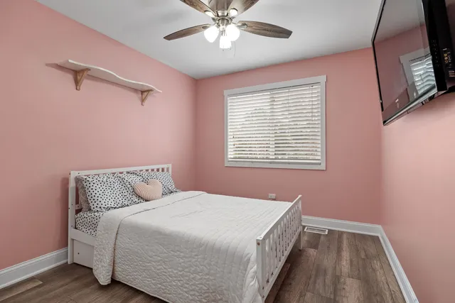 $375,000 | 510 Lockwood Drive, Lockport, IL 60441