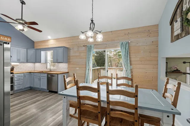 $375,000 | 510 Lockwood Drive, Lockport, IL 60441