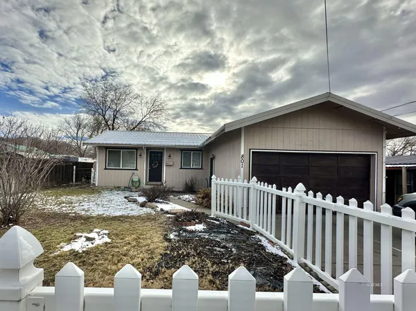 $215,000 | 801 North 7th Street, Lakeview, OR 97630