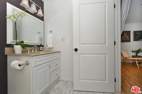 $1,599,000 | 13006 West Magnolia Boulevard, Sherman Oaks, CA 91423
