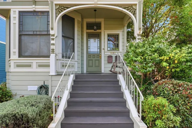 $995,000 | 1822-1822 San Antonio Avenue, Alameda, CA 94501