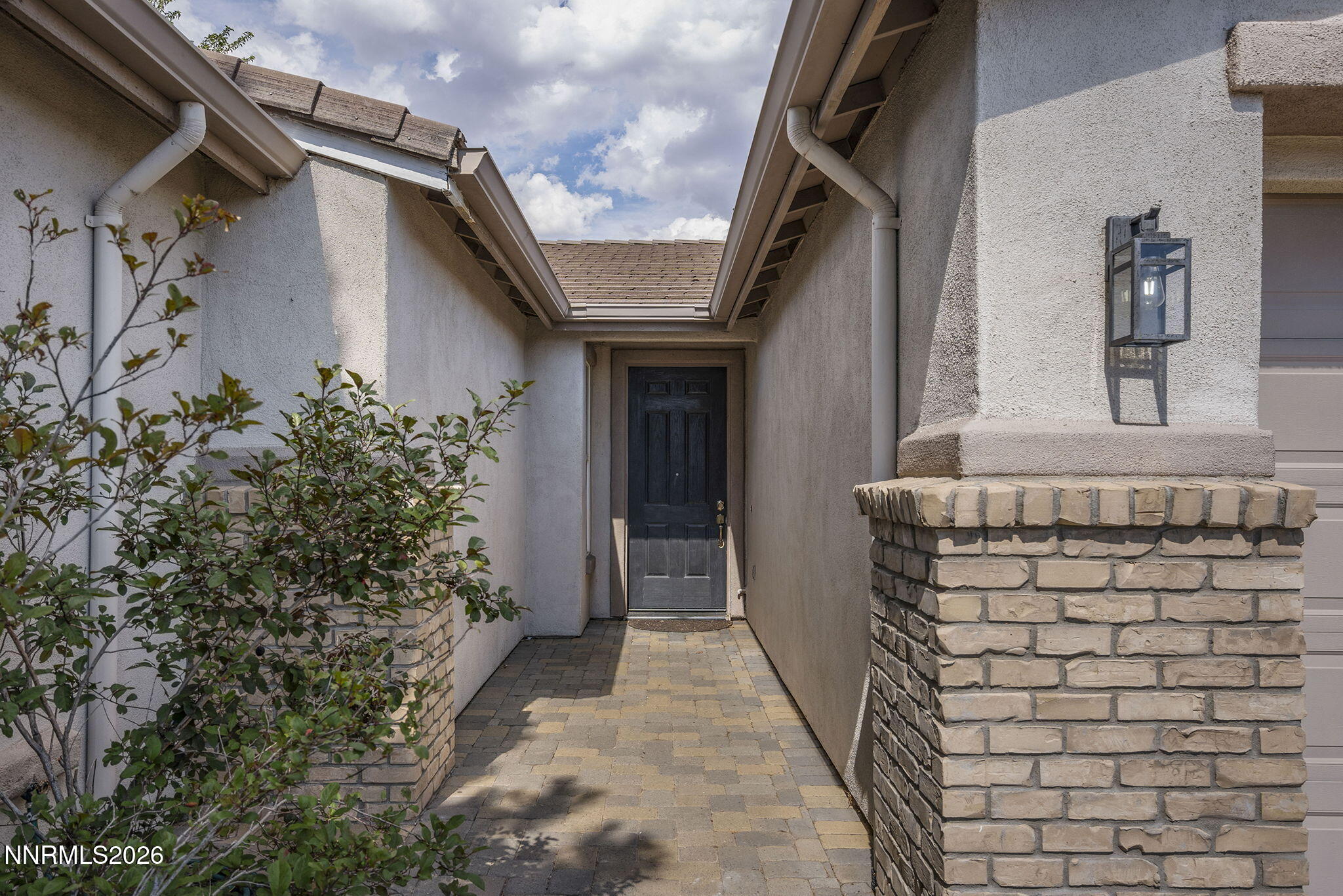 401 Alysheba Court Reno, NV 89521 - Photo 3 of 33 4-web-or-mls-_DSC0458