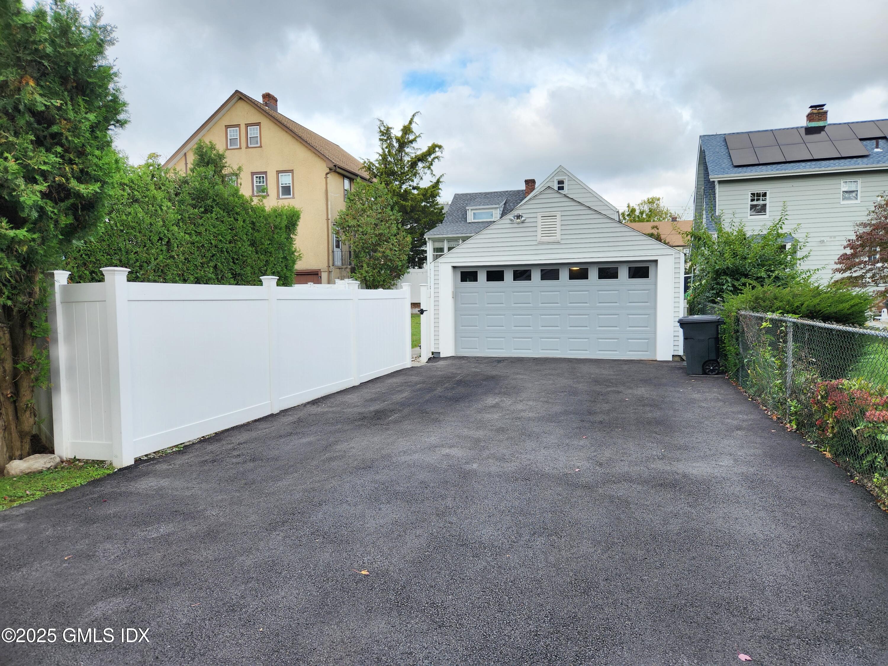 13 High Street Greenwich, CT 06830 - Photo 26 of 29 20241001_120333