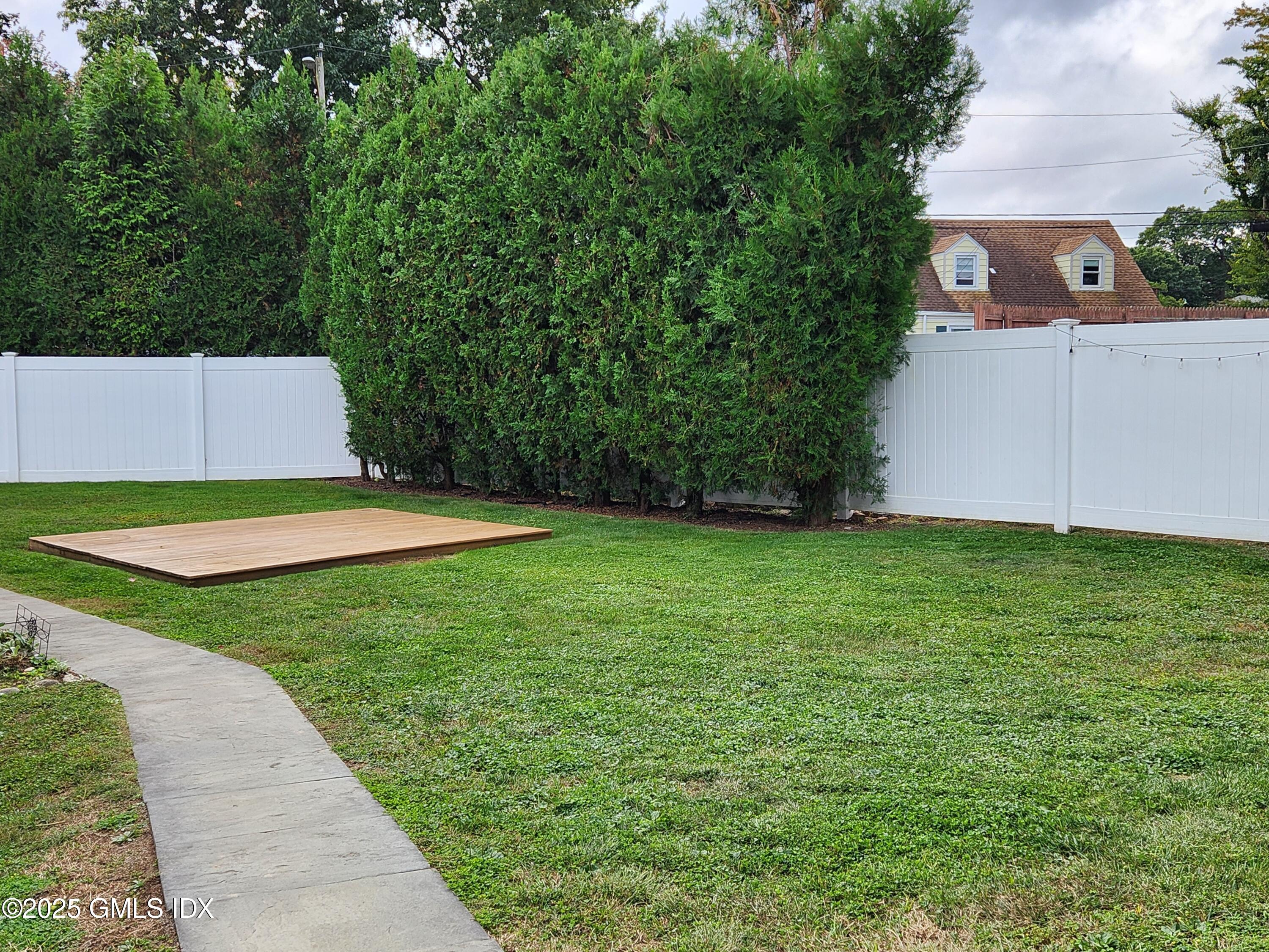 13 High Street Greenwich, CT 06830 - Photo 29 of 29 20241001_120553