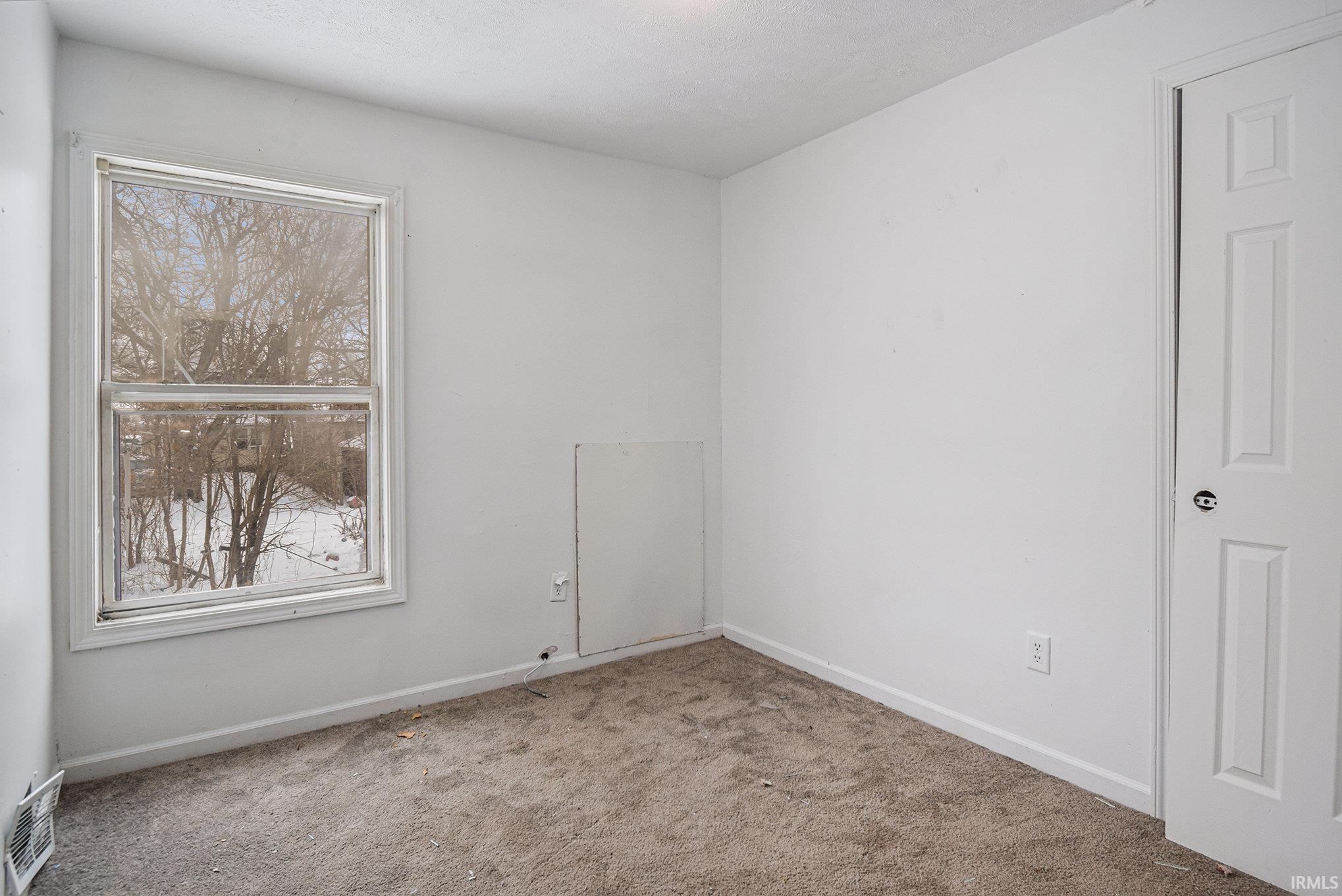 314 East Fox Street South Bend, IN 46613 - Photo 12 of 17