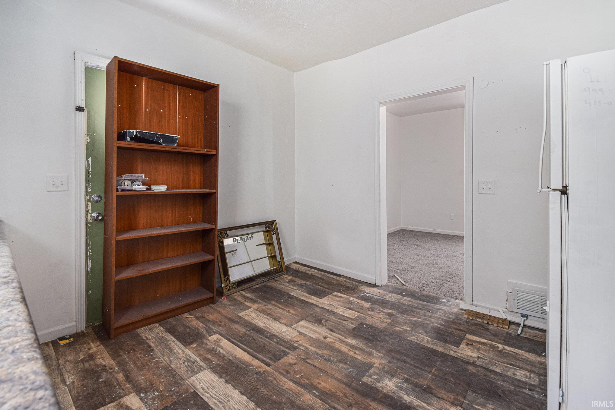 314 East Fox Street South Bend, IN 46613 - Photo 7 of 17