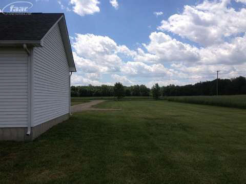 3167 East Willard Road Clio, MI 48420 - Photo 11 of 24 20404208-10.JPG
