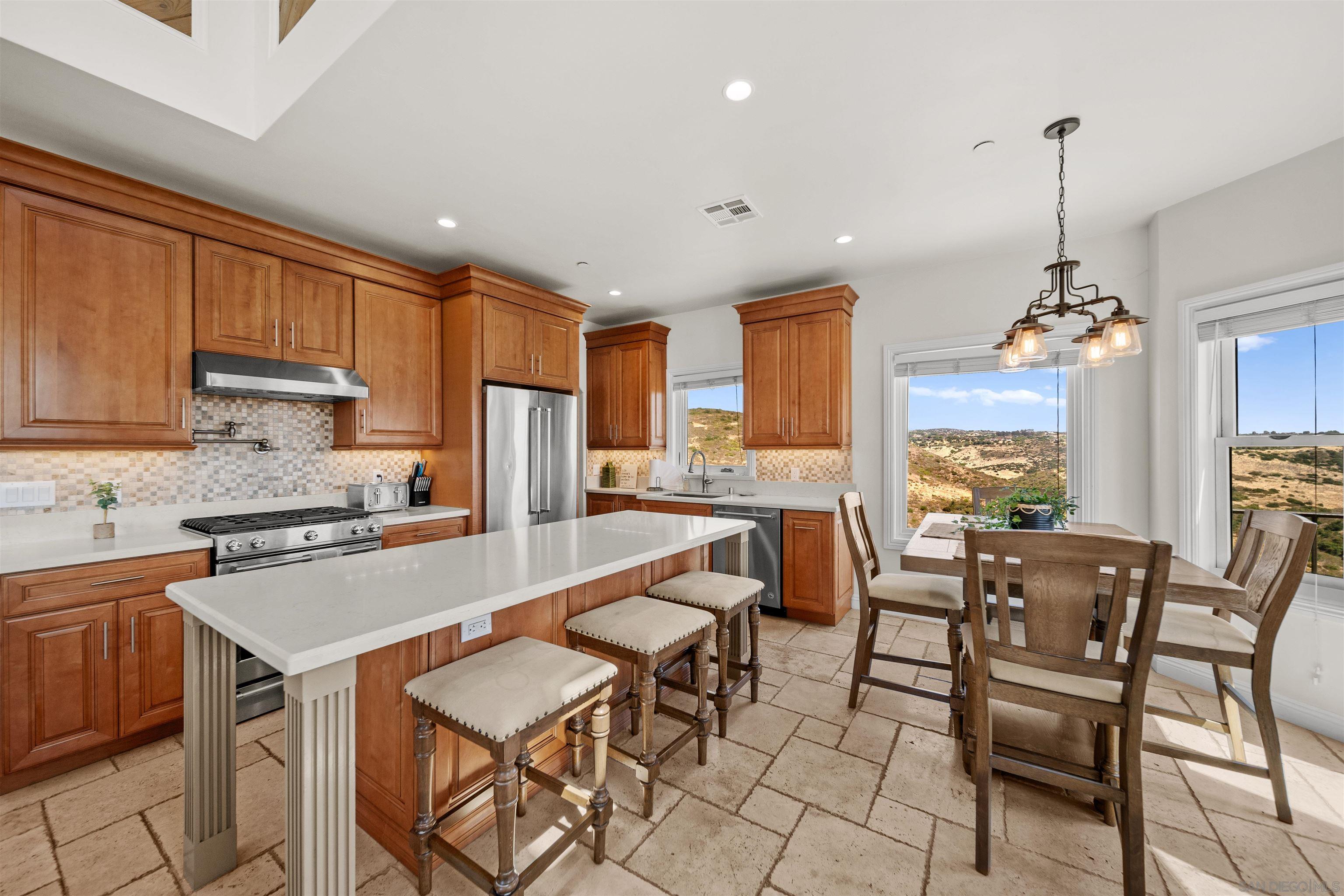 16316 Rio Vista Road San Diego, CA 92127 - Photo 24 of 46 Gallery Image 24