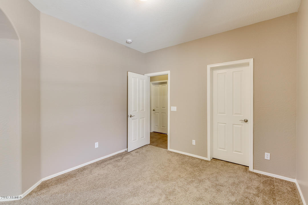 45386 West Rhea Road Maricopa, AZ 85139 - Photo 12 of 59 Office/Den