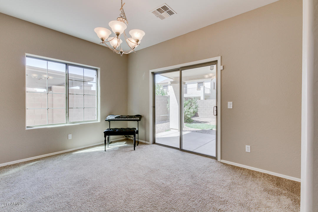 45386 West Rhea Road Maricopa, AZ 85139 - Photo 14 of 59 Dining Area