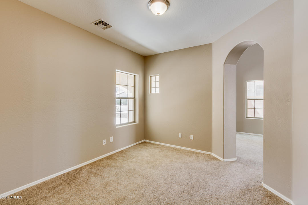 45386 West Rhea Road Maricopa, AZ 85139 - Photo 10 of 59 Office/Den