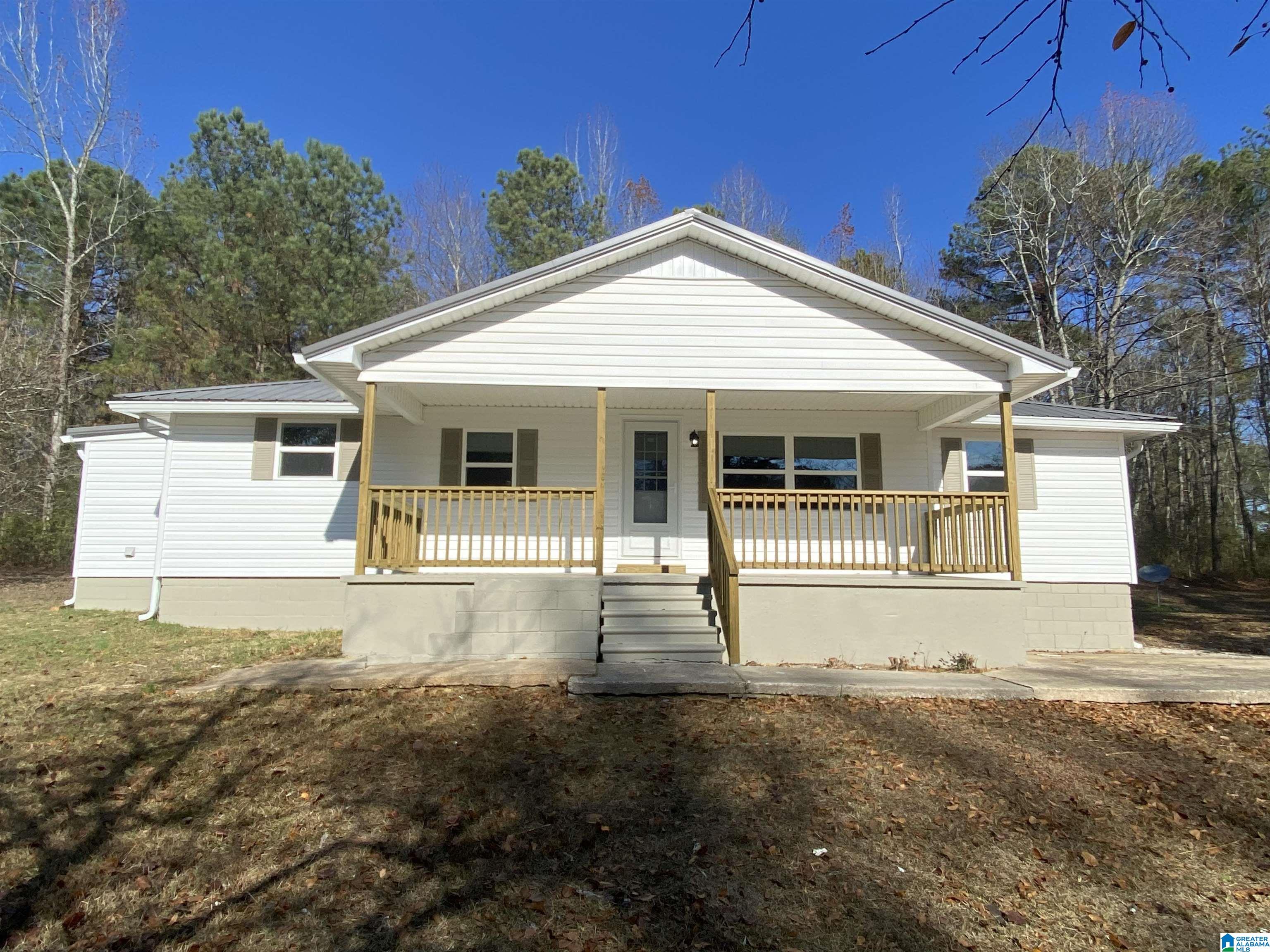 2295 Shady Grove Road Boaz, AL 35956 - Photo 2 of 30