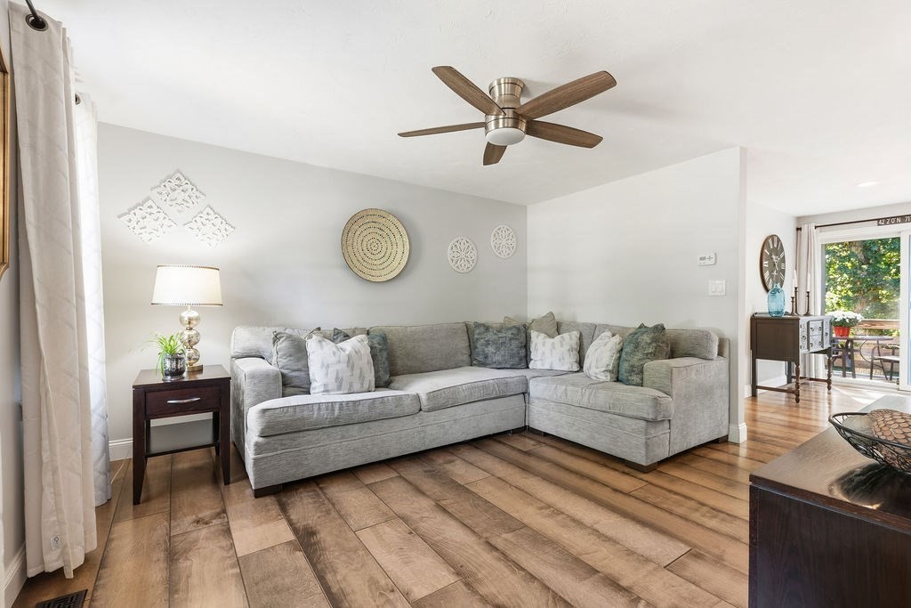 15 Riveredge Road Mansfield, MA 02048 - Photo 10 of 42 Gallery Image 10