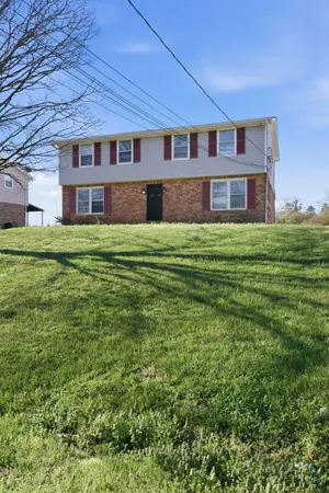 $1,900 | 750 McPherson Drive, Nashville, TN 37221