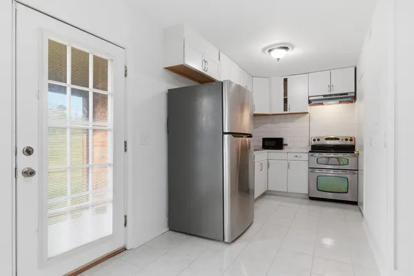 $1,900 | 750 McPherson Drive, Nashville, TN 37221