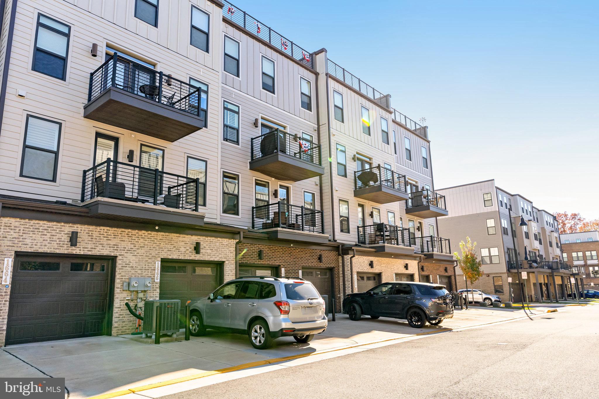 1660 Bandit Loop Reston, VA 20190 - Photo 25 of 39