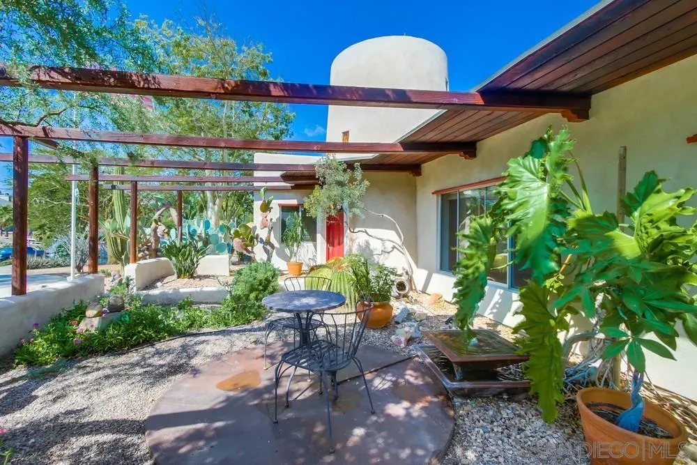 2611 Silver Oaks Way Spring Valley, CA 91977 - Photo 1 of 49 Gallery Image 1