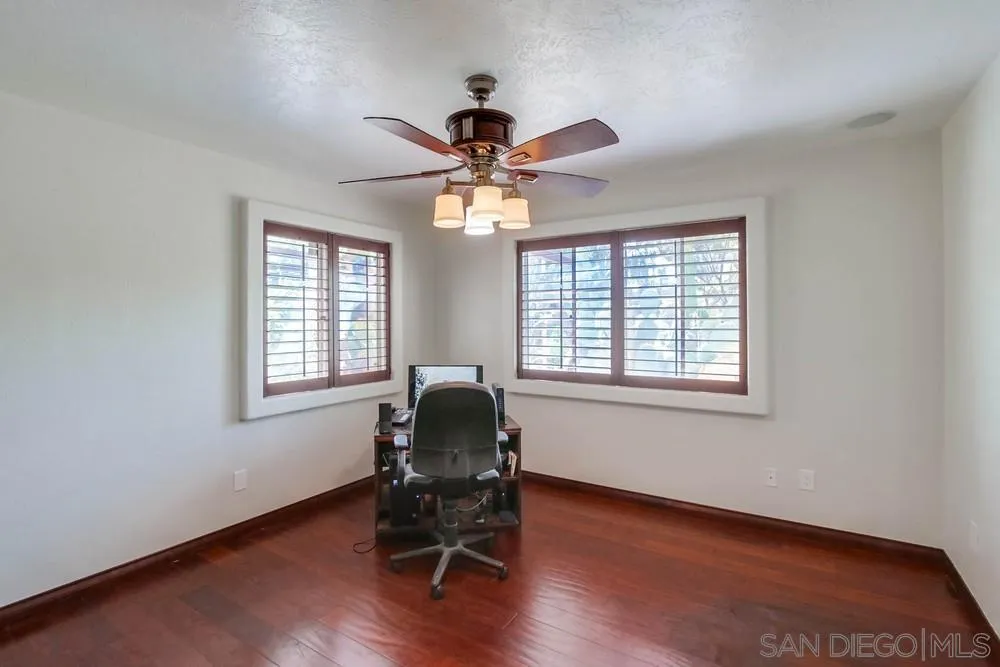 2611 Silver Oaks Way Spring Valley, CA 91977 - Photo 23 of 49 Gallery Image 23