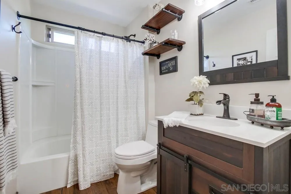 2611 Silver Oaks Way Spring Valley, CA 91977 - Photo 27 of 49 Gallery Image 27