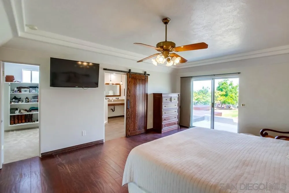 2611 Silver Oaks Way Spring Valley, CA 91977 - Photo 29 of 49 Gallery Image 29