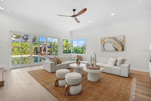$2,999,000 | 1707 Caribbean Drive, Sarasota, FL 34231