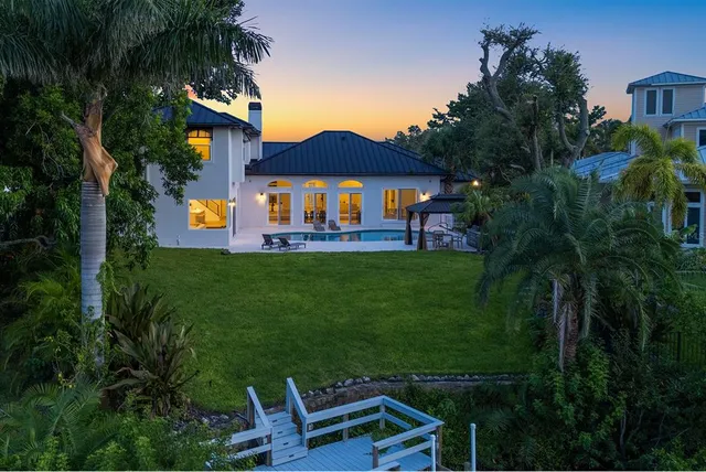 $2,999,000 | 1707 Caribbean Drive, Sarasota, FL 34231