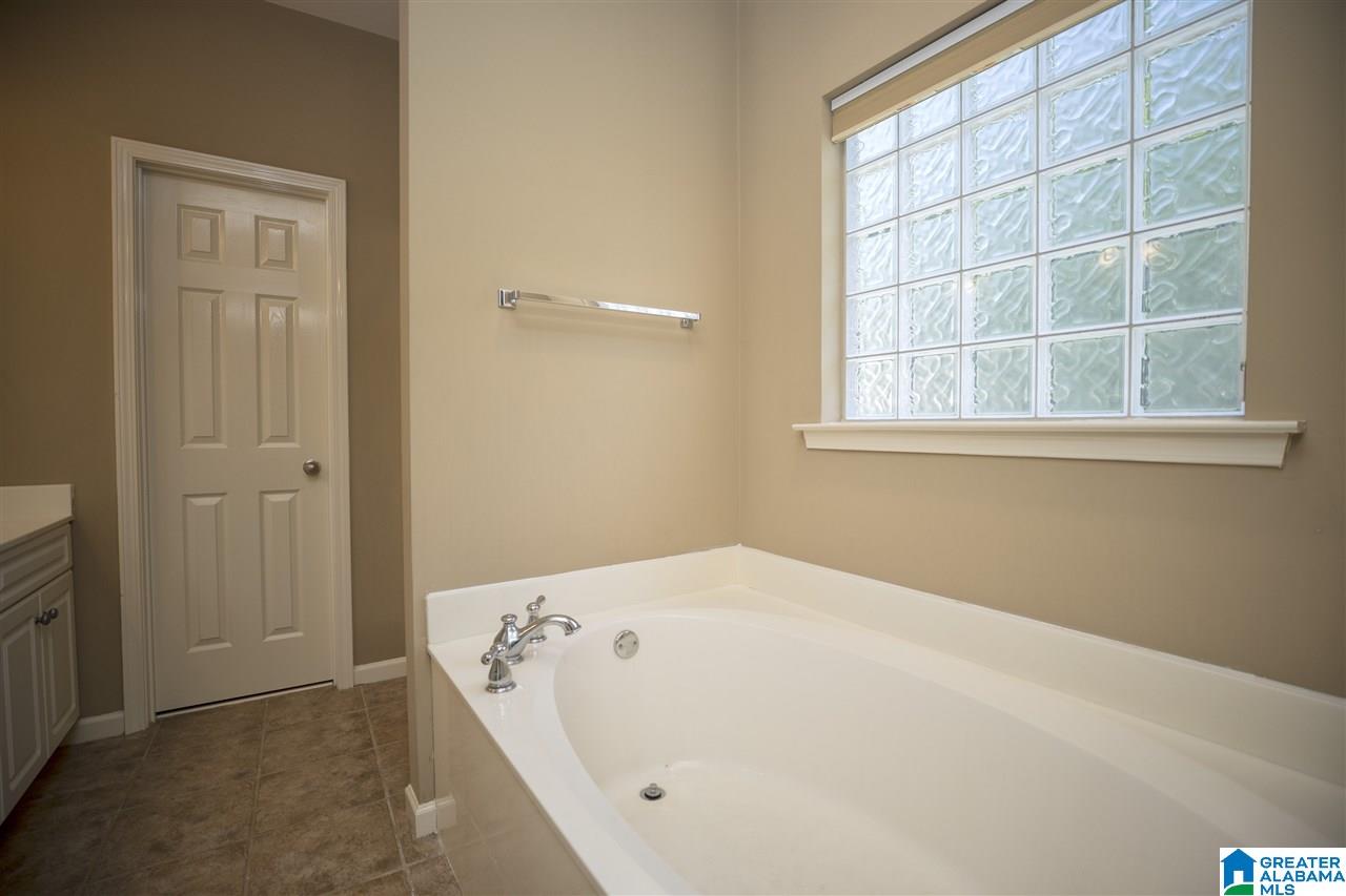 1040 Maryanna Road Calera, AL 35040 - Photo 18 of 27