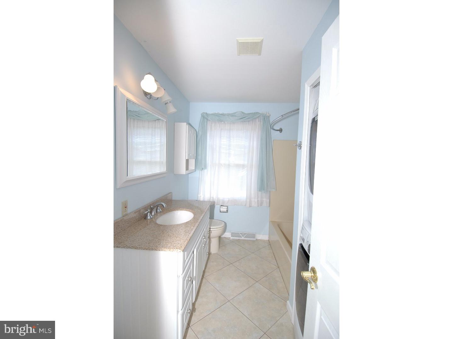 905 North Island Road Columbus, NJ 08022 - Photo 14 of 24 Bathroom