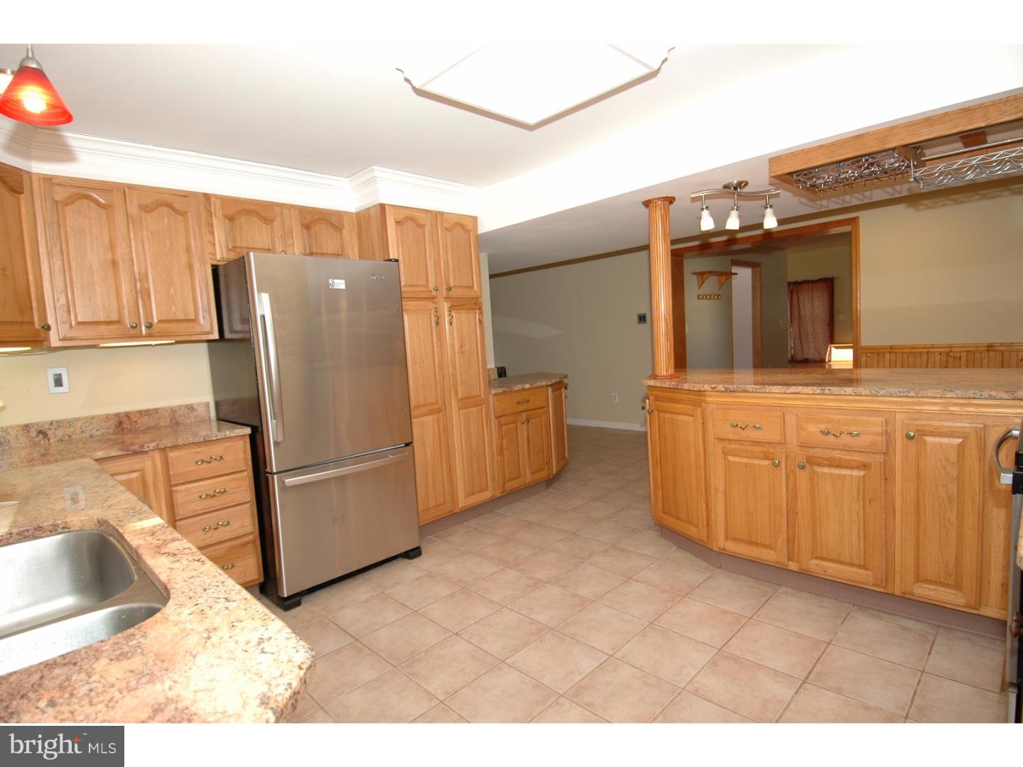 905 North Island Road Columbus, NJ 08022 - Photo 7 of 24 Kitchen